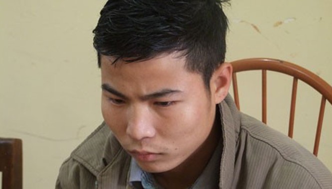 Không vay được tiền, gã trai sát hại bà cụ hàng xóm Viết tại cơ quan công an.
