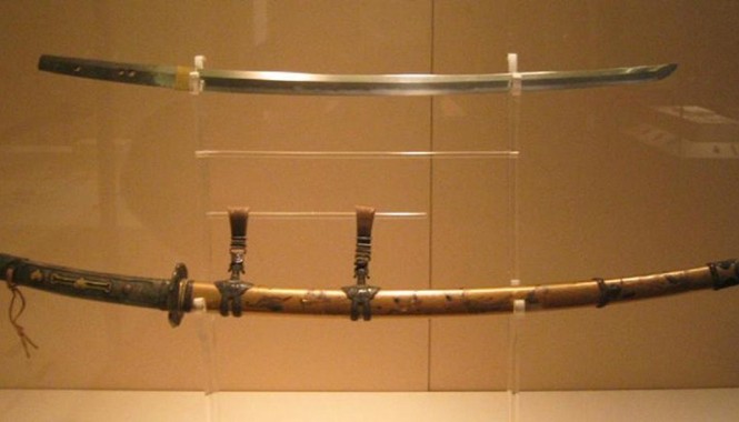 Tám vũ khí của những nhân vật lừng danh Thanh kiếm Katana có từ thời Kamakura (thế kỷ 13) là một trong những cổ kiếm quý giá của Nhật Bản.