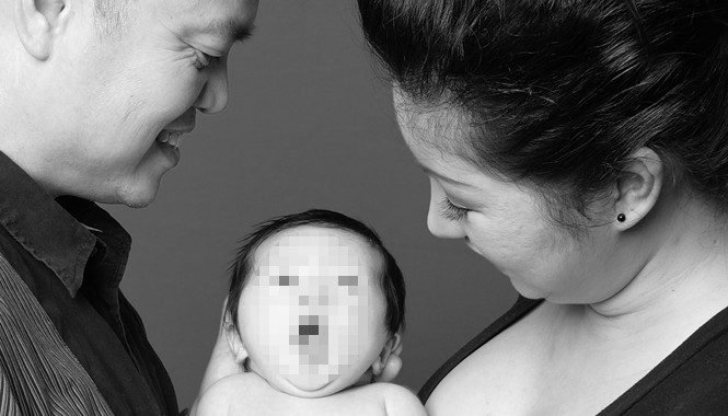 Chồng cũ đòi kiện diễn viên hài Thúy Nga về tội 'làm nhục' Tấm ảnh ông Nam và diễn viên hài Thúy Nga và đứa con chung hiện đã mang họ của người khác. Ảnh do nhân vật cung cấp.
