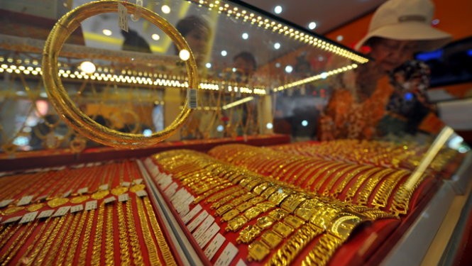Giá vàng thế giới xuống thấp nhất 2 tuần Giá vàng hôm qua đã giảm hơn 2% xuống đáy 2 tuần.