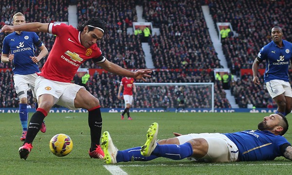 M.U vs Leicester City (3-1): 'Quỷ đỏ' ghi danh tốp đầu Falcao là tác giả bàn nâng tỷ số lên 2-0 cho M.U.