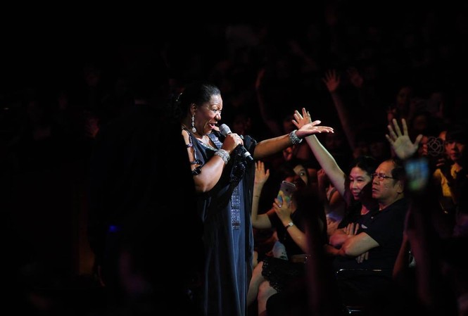 Khán giả Hà Nội phát cuồng vì Boney M và Chris Norman Khán giả Hà Nội phát cuồng vì Boney M và Chris Norman