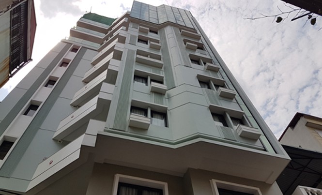 Sẽ 'cắt ngọn' nhà sai phép của nguyên phó giám đốc sở Công trình nhà A3, ngõ số 8, Lý Nam Đế đã hoàn thành và đưa vào sử dụng. Ảnh: Vnexpress