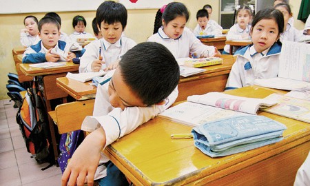 Quay cuồng với cuộc chạy đua thành tích thi toán trên mạng Nhiều học sinh mệt mỏi vì áp lực học tập và các cuộc thi. Ảnh mang tính minh họa. Nguồn: IT.