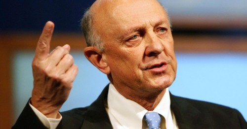 Cựu giám đốc CIA từ chức cố vấn cấp cao của Trump James Woolsey, người vừa từ chức trong đội chuyển giao quyền lực của ông Trump. Ảnh: AP.