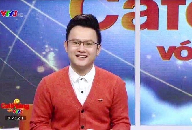 MC 'Cà phê sáng' tiết lộ thu nhập và áp lực tại VTV MC Bùi Đại Dương.