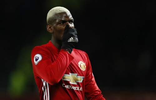 M.U bị đội áp chót Ngoại hạng Anh chia điểm ở Old Trafford Pogba và các đồng đội chiếm thế áp đảo nhưng không kiếm được một bàn thắng. Ảnh: Reuters.