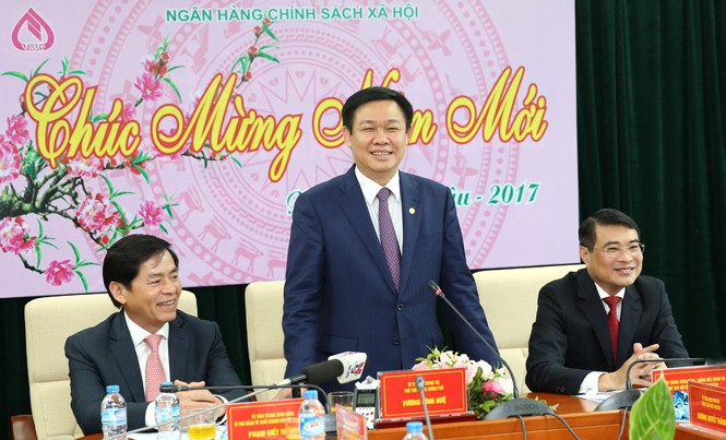 Phó Thủ tướng “xông đất”, giao nhiệm vụ cho ngân hàng Phó Thủ tướng Vương Đình Huệ phát biểu tại buổi lễ.