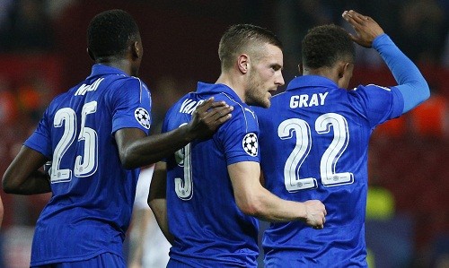 Vardy giữ lại hy vọng đi tiếp cho Leicester dù thua Sevilla Pha lập công đầu tiên của Vardy tại Champions League có ý nghĩa quan trọng với Leicester. Ảnh: Reuters.