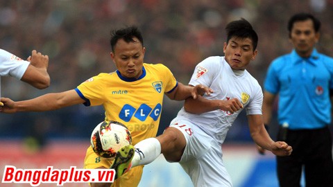 Giải mã bí ẩn chỉ ghi bàn hiệp 2 của đội bóng Thanh Hóa Giải mã bí ẩn chỉ ghi bàn hiệp 2 của đội bóng Thanh Hóa