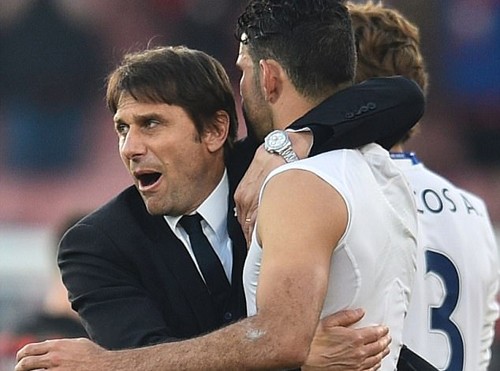 Chelsea tái lập khoảng cách 7 điểm với Tottenham Thầy trò HLV Antonio Conte tiến rất gần tới chức vô địch Ngoại hạng Anh. Ảnh: Reuters.