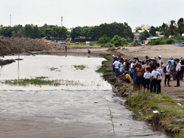 Bản tin 20H: Hụt chân xuống hố công trình, 2 học sinh tử vong Ảnh minh họa.