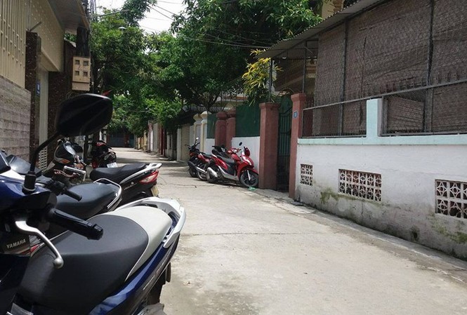 Mẹ gào khóc thảm thiết thấy con trai treo cổ trong nhà Ngôi nhà nơi xảy ra sự việc.