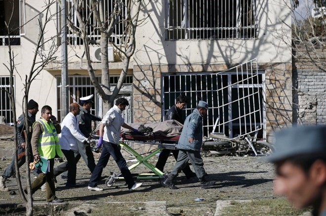 15 người thiệt mạng do rocket rơi vào đám cưới Một vụ đánh bom liều chết ở thủ đô Kabul. (Nguồn: Reuters)
