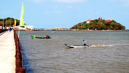 Một giám đốc bị tố cưỡng bức nữ nhân viên Một góc khu du lịch Hòn Đá Bạc