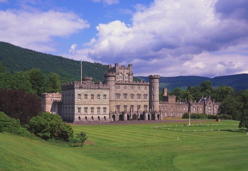 Scotland công bố nơi động phòng của nữ hoàng Victoria Lâu đài Taymouth - nơi nữ hoàng Victoria và chồng từng đến để hưởng tuần trăng mật. Ảnh: Thewhitetower.