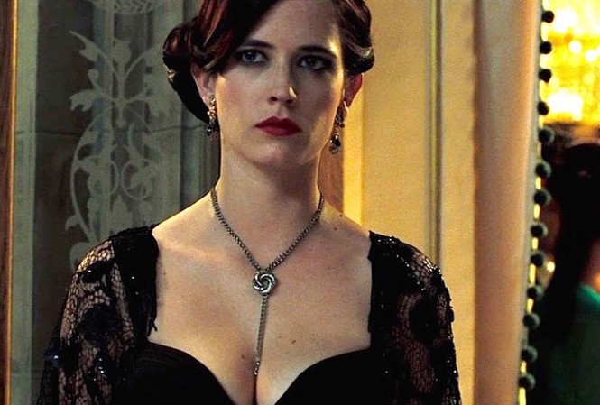 Vẻ đẹp hút hồn của mỹ nhân Pháp trong phim 'Mái ấm kỳ lạ' Eva Green đầy quyến rũ trong phim mới của phù thuỷ Tim Burton