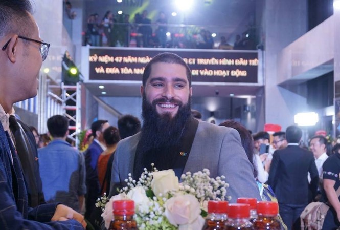 Bộ Văn hoá đề nghị làm rõ việc đạo diễn Kong bị hành hung Đạo diễn Jordan Vogt-Roberts tại VTV Awards hôm 7/9. Ảnh: Bảo Hân