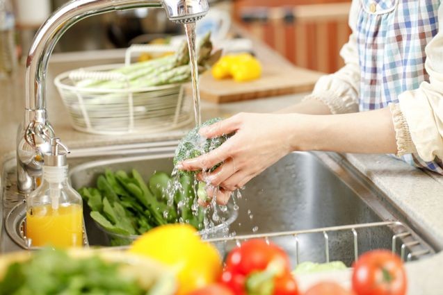 Ăn trái cây như thế nào cho an toàn? Ảnh minh họa