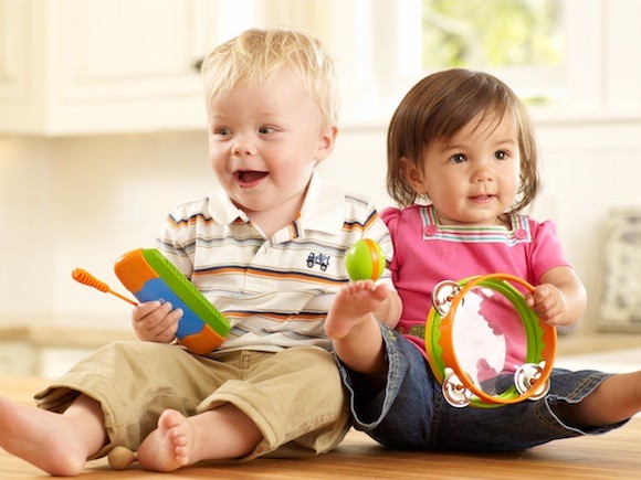 Em bé chậm biết đi là tại sao? Ảnh minh họa