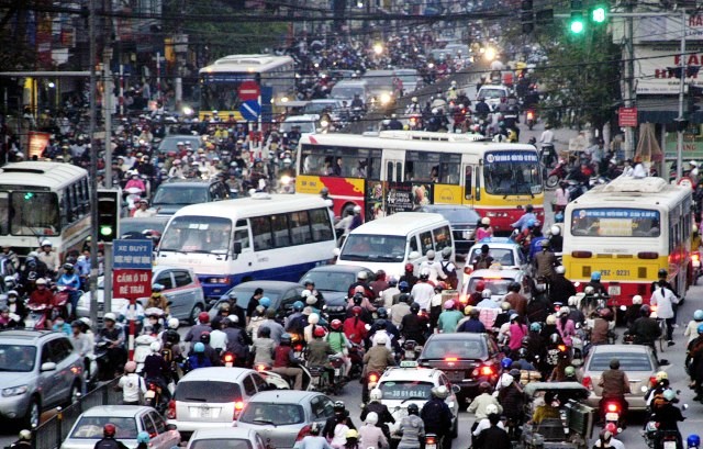 Lo ngại ùn tắc, đại biểu hỏi Hà Nội có xây thành phố mới? Lo ngại ùn tắc, đại biểu hỏi Hà Nội có xây thành phố mới?