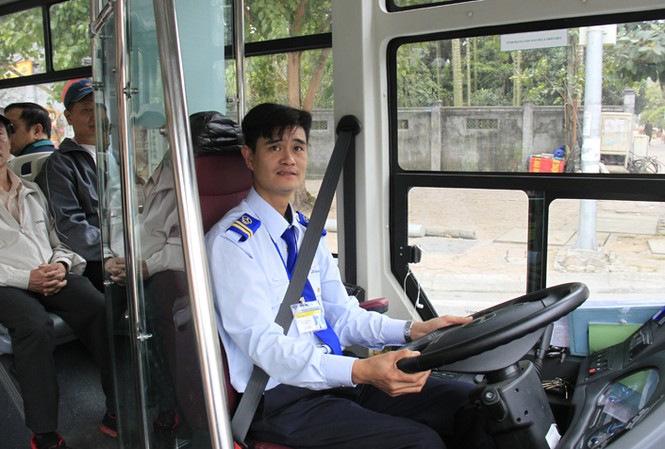 Lái xe buýt nhanh BRT sợ nhất điều gì? Lái xe Văn Công Phong