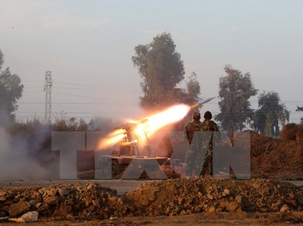 Bản tin 14H: Iraq tiêu diệt 32 tay súng IS Binh sỹ Iraq trong cuộc giao tranh với các tay súng IS. (Ảnh: AFP/TTXVN)