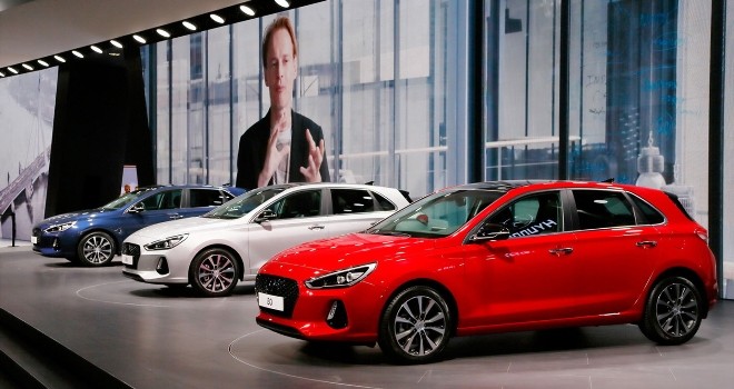 Hyundai i30 2017: 'Nhan sắc' mặn mà hơn Hyundai i30 2017: 'Nhan sắc' mặn mà hơn