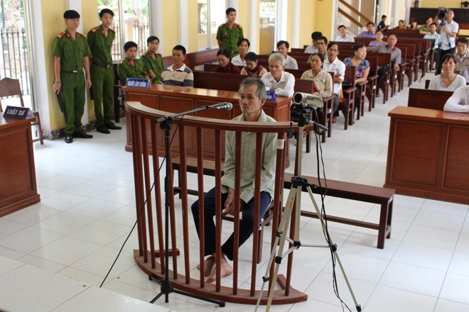 Đoạt mạng người tình bằng búa, U70 lãnh án 20 năm tù Đoạt mạng người tình bằng búa, U70 lãnh án 20 năm tù