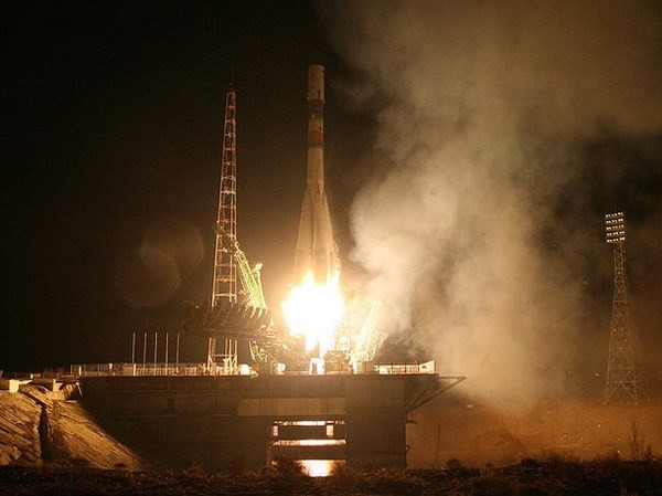 Bản tin 14H: Tàu vũ trụ Nga bốc cháy ngay khi vừa phóng Tên lửa đẩy Soyuz-U mang theo tàu Tiến bộ MS-04 rời bệ phóng. (Nguồn: russianspaceweb.com)