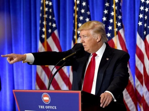 Bản tin 8H: Ông Trump cự tuyệt phóng viên CNN Ông Donald Trump.