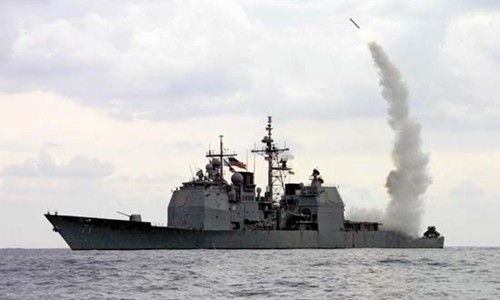Bản tin 14H: Syria lên tiếng việc Mỹ không kích vào căn cứ không quân chính phủ Tàu Cape St. George, hải quân Mỹ, phóng tên lửa hành trình Tomahawk. Ảnh: US Navy.