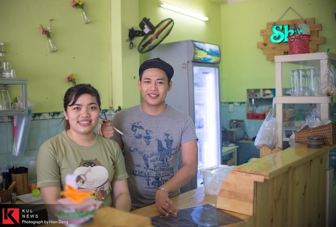 'Hotboy trà sữa' của Thách thức danh hài ngây thô thật hay diễn? Vợ chồng "hotboy trà sữa" Lê Tấn Lợi.