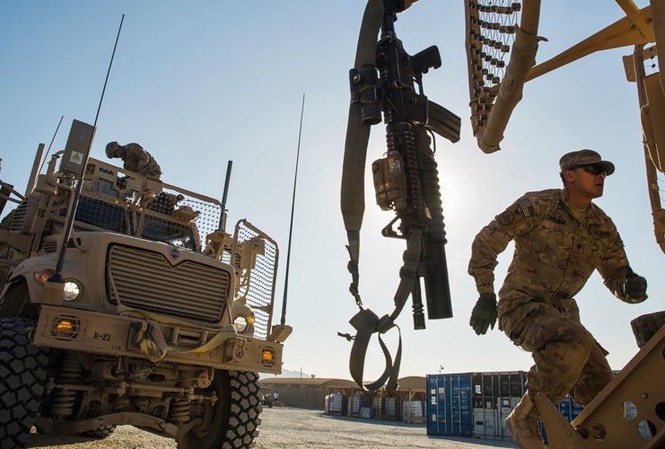 Liên quân không kích tại Afghanistan, 18 dân thường thiệt mạng Chính phủ Afghanistan ủng hộ tăng sự hiện diện của quân đội nước ngoài ở trong nước. Ảnh: Twitter