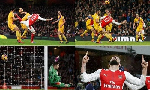 Thế giới bóng đá phát cuồng vì bàn thắng kiểu bọ cạp của Giroud Bàn thắng mang lại nhiều cảm xúc của Giroud. Ảnh: Telegraph.
