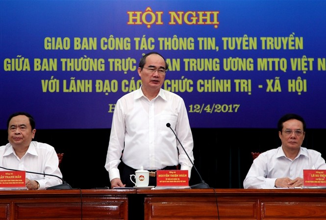 Rà soát tính hợp hiến của quy định cấm ngụy trang ghi hình Chủ tịch Nguyễn Thiện Nhân yêu cầu các cơ quan rà soát quy định cấm nguỵ trang ghi âm, ghi hình. (ảnh TL)