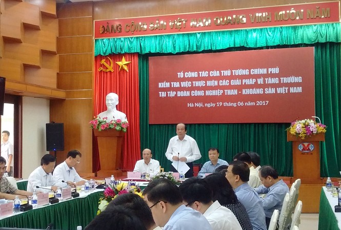 Sau 3 năm lỗ, dự án bô - xít Tân Rai đã bắt đầu có lãi Tổ công tác của Thủ tướng Chính phủ kiểm tra tại tập đoàn TKV