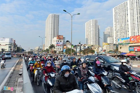 Cầu vượt trăm tỷ thành nút thắt gây ùn tắc giao thông - ảnh 9