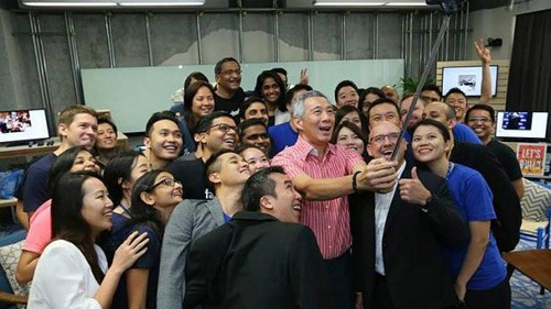 Thủ tướng Singapore 'trả lời chất vấn' người dân qua Facebook - ảnh 4