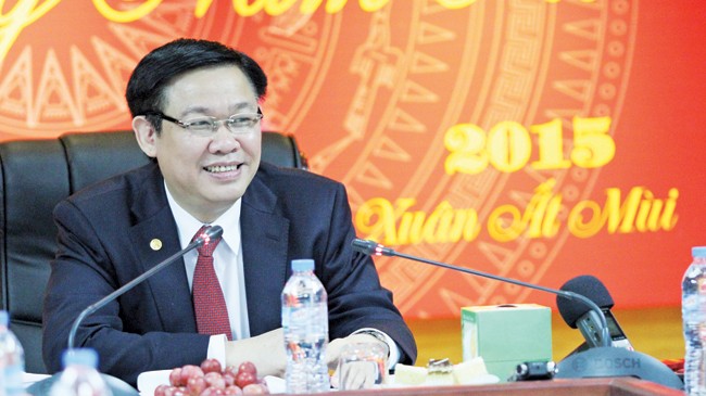 Ông Vương Đình Huệ: Kinh tế 2015 đã sáng rõ hơn - ảnh 2