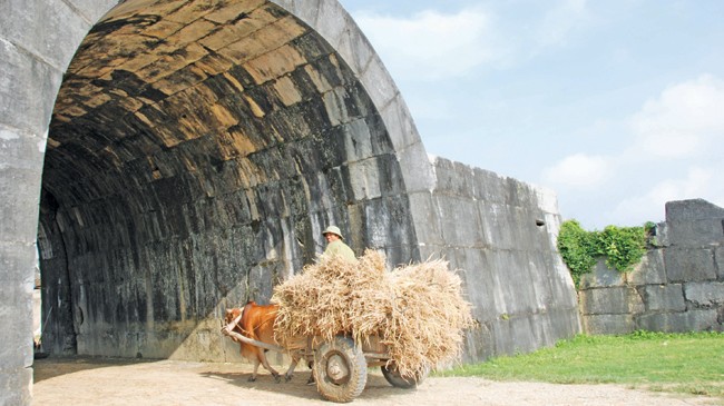 Những cuộc tụ lửa - ảnh 2