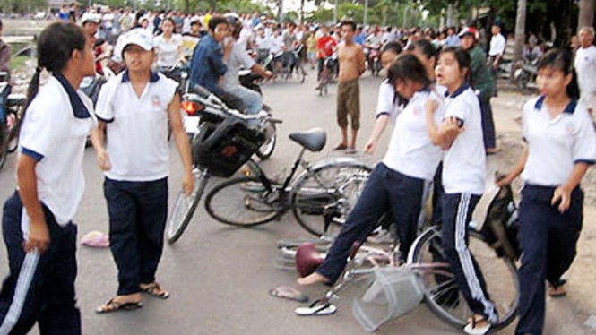Trầm cảm vì bạo lực học đường - ảnh 1