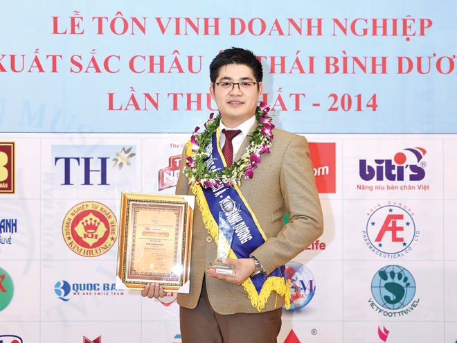 Tháng tám, nghĩ về người trẻ - ảnh 1