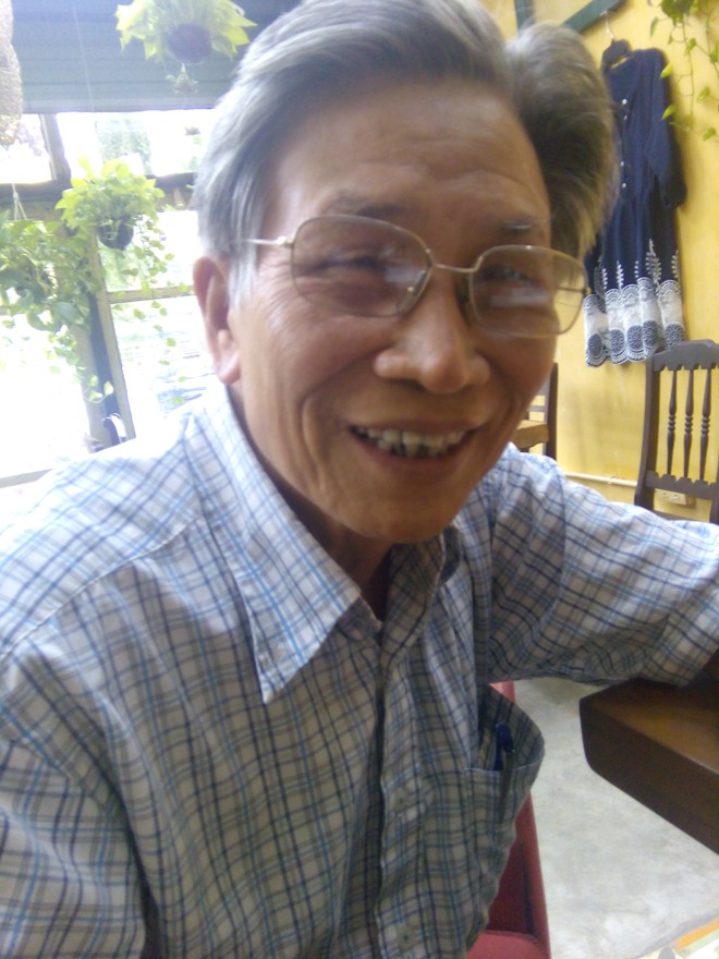 Về tập “Chân dung”... chọc, nhà thơ Trần Nhương: Tôi PR cho người ta đấy chứ! - ảnh 1