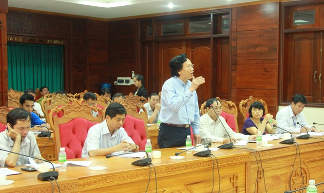 Làm báo giữa điệp trùng cạm bẫy - ảnh 1
