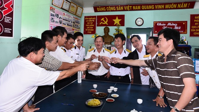 Biển mãi mặn mòi - ảnh 2