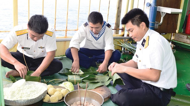 Biển mãi mặn mòi - ảnh 1