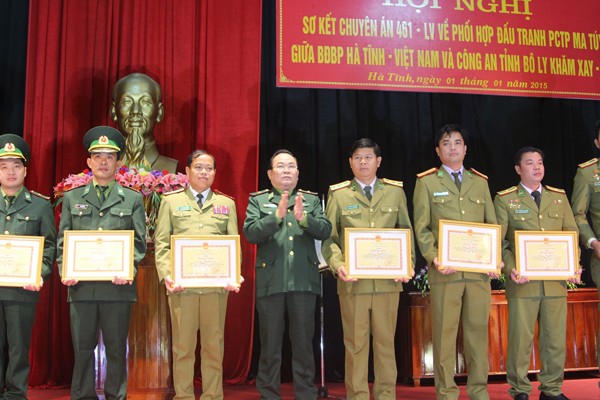 Trao thưởng chuyên án thu 92 bánh heroin - ảnh 1