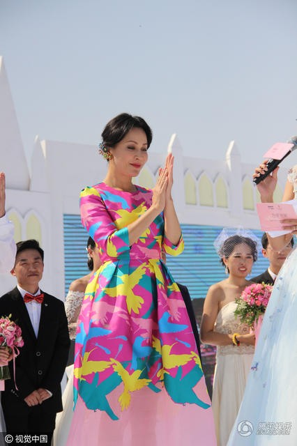 Ngưỡng mộ 'nhan sắc không tuổi' của Lưu Gia Linh - ảnh 4