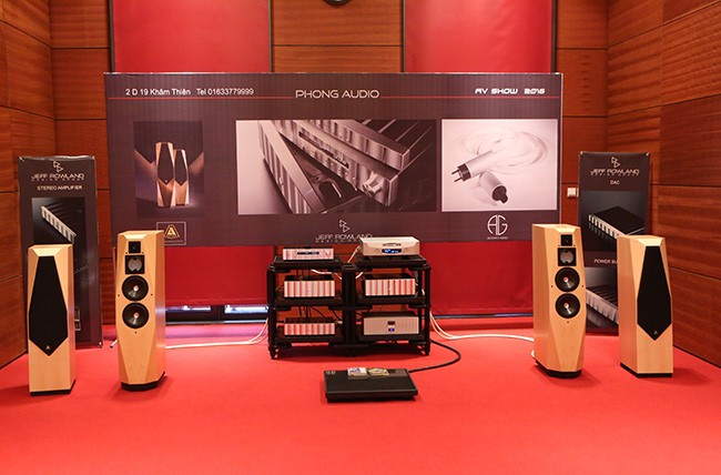 Khai mạc triển lãm thiết bị nghe nhìn Avshow Hà Nội - ảnh 6